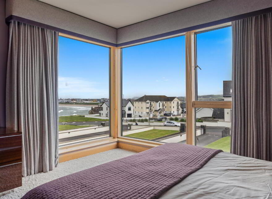 5 Harbour View, Dhu Varren, Portrush, BT56 8QL