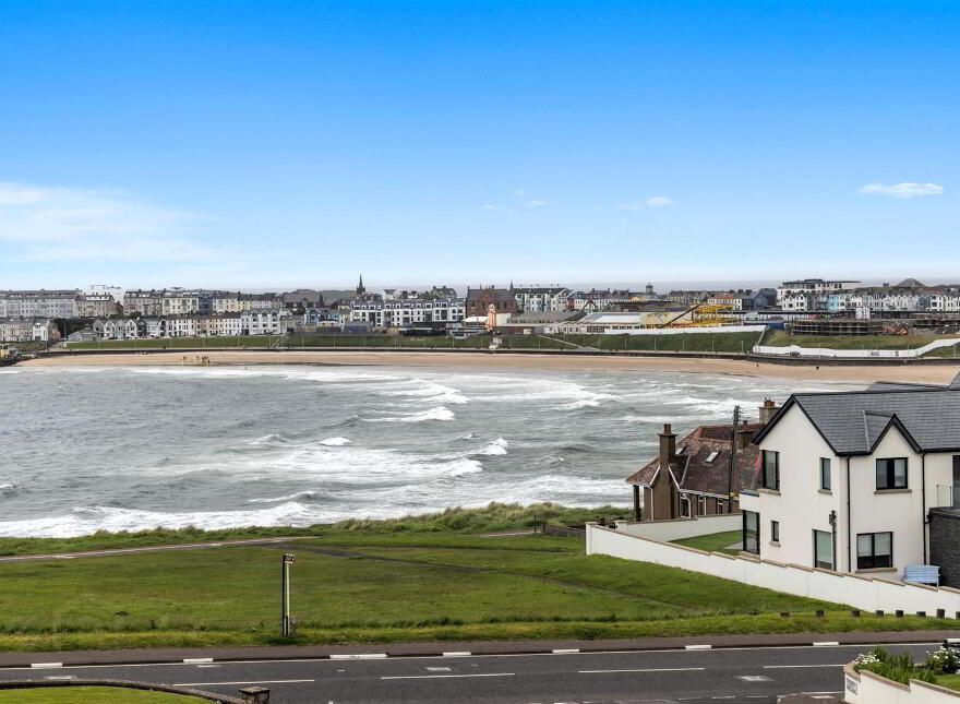 5 Harbour View, Dhu Varren, Portrush, BT56 8QL