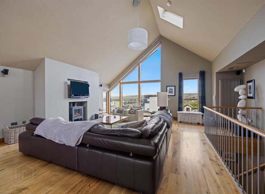 5 Harbour View, Dhu Varren, Portrush, BT56 8QL