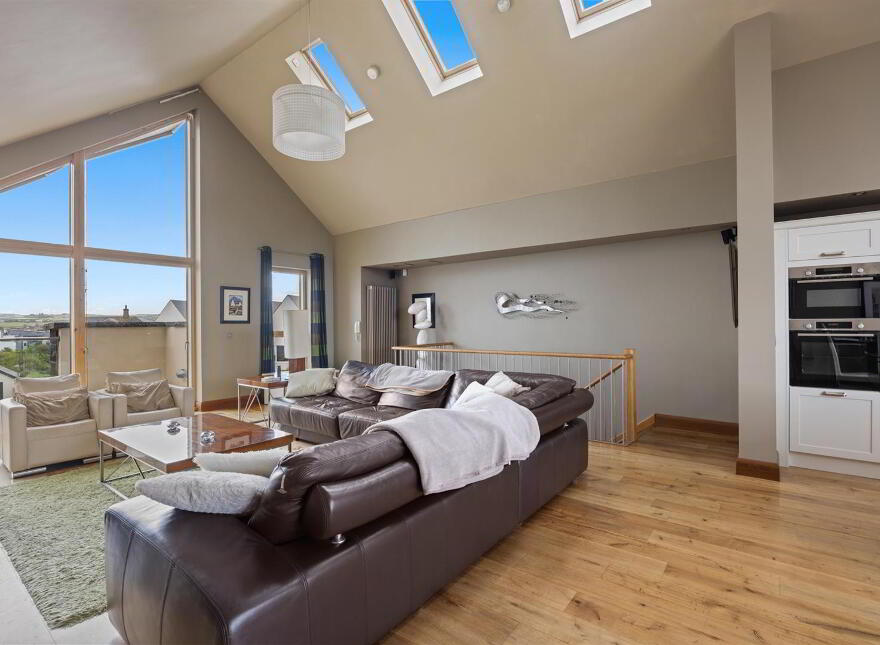 5 Harbour View, Dhu Varren, Portrush, BT56 8QL