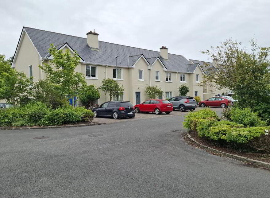29 Cúirt Cregg, Galway Road, Derrylea, H71YP44