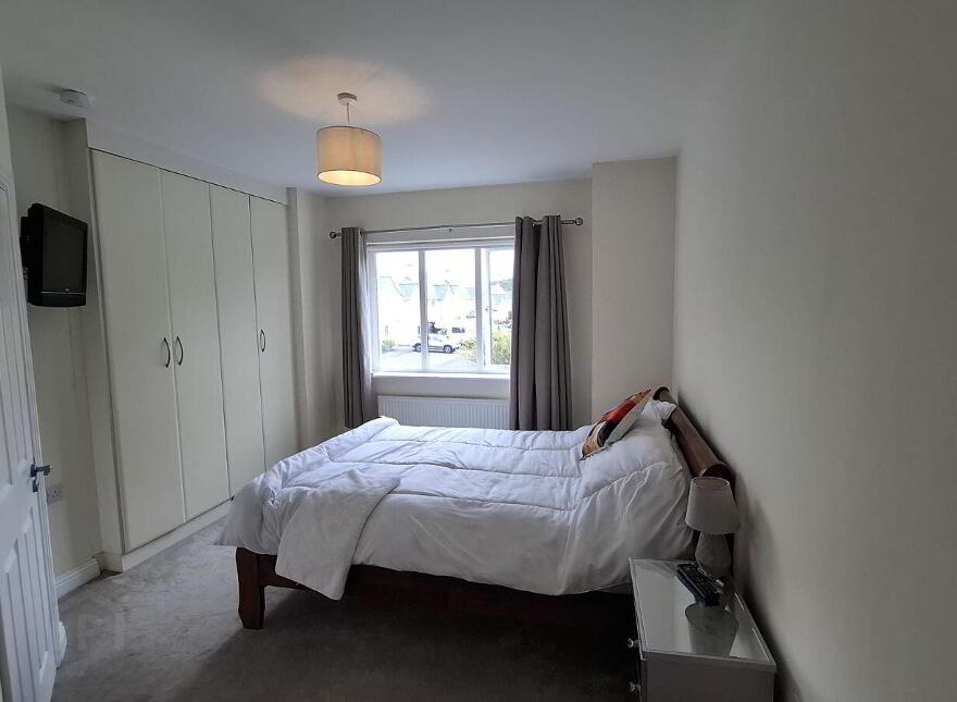 29 Cúirt Cregg, Galway Road, Derrylea, H71YP44