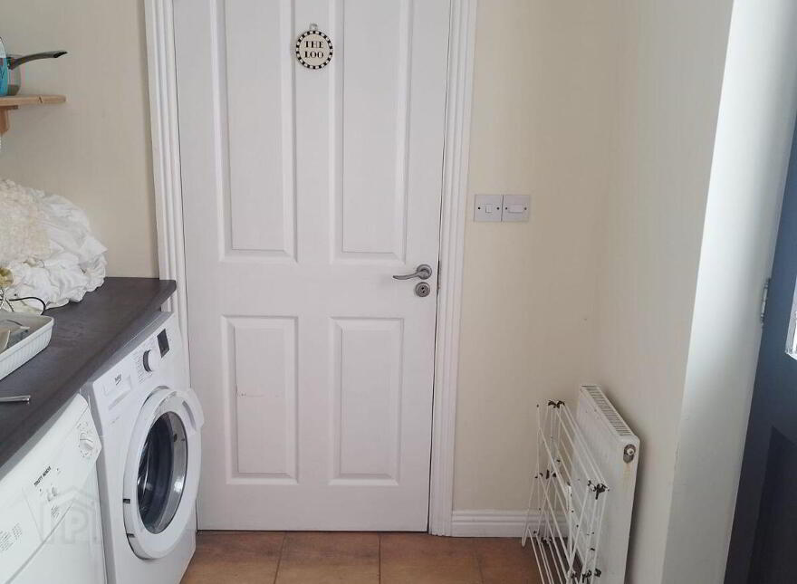 29 Cúirt Cregg, Galway Road, Derrylea, H71YP44