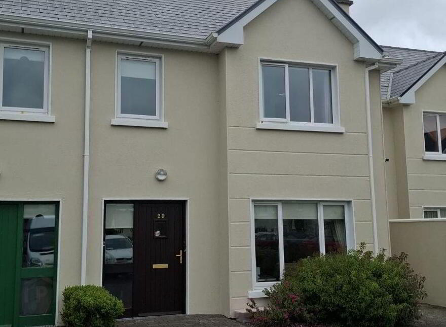 29 Cúirt Cregg, Galway Road, Derrylea, H71YP44