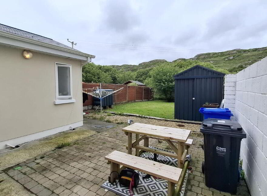 29 Cúirt Cregg, Galway Road, Derrylea, H71YP44