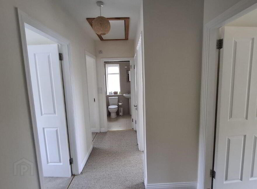 29 Cúirt Cregg, Galway Road, Derrylea, H71YP44