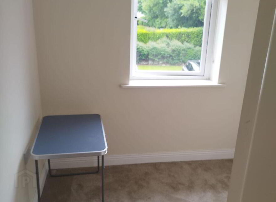 29 Cúirt Cregg, Galway Road, Derrylea, H71YP44