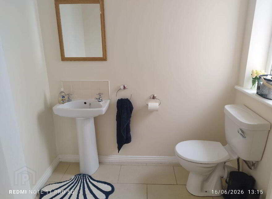 29 Cúirt Cregg, Galway Road, Derrylea, H71YP44