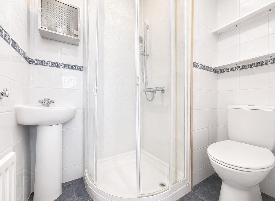 64 Loughview Village, Carrickfergus, BT38 7PD