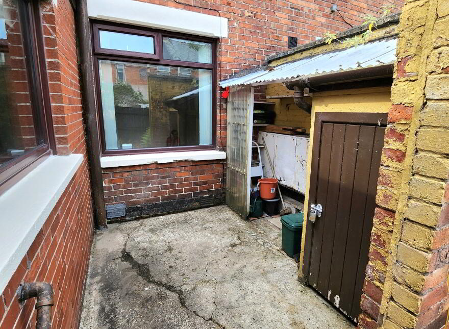 41 Madison Ave, Cavehill Road, North Belfast, BT15 5BX