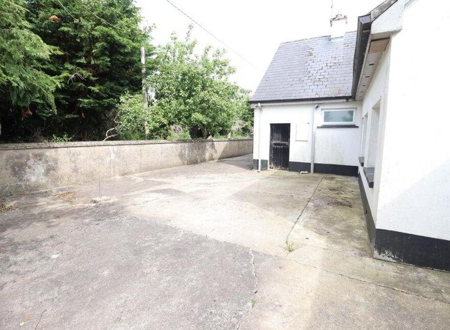 Grange Road, Knocklong, Garryspillane, V35PY57