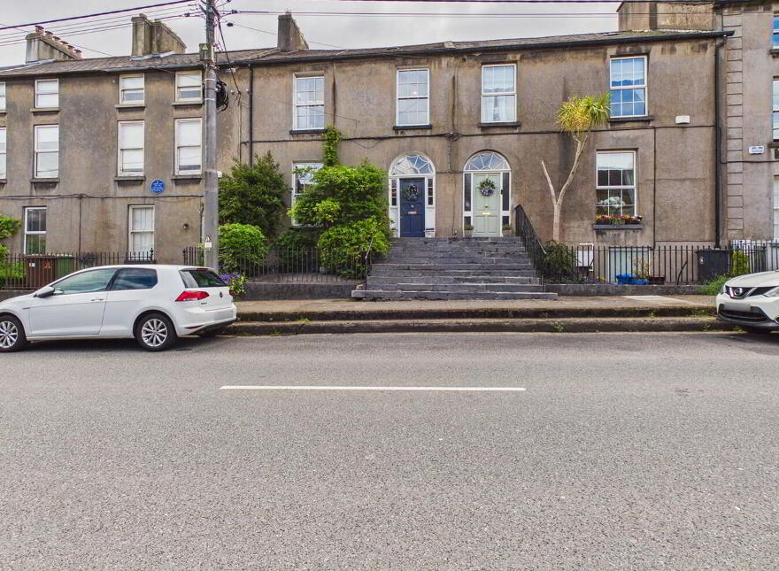 10 South Parade