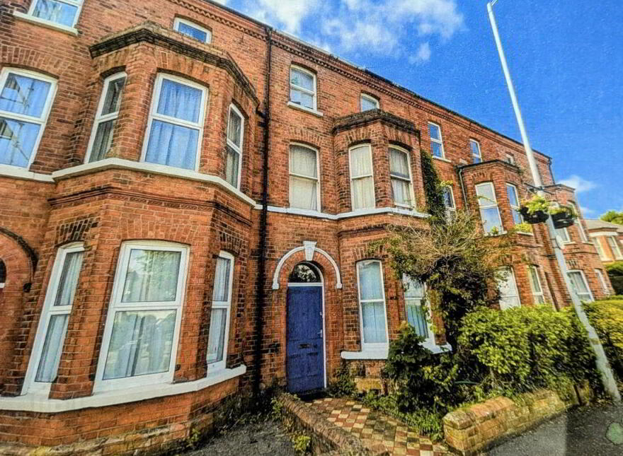 7 University Avenue, Belfast, BT7 1GX