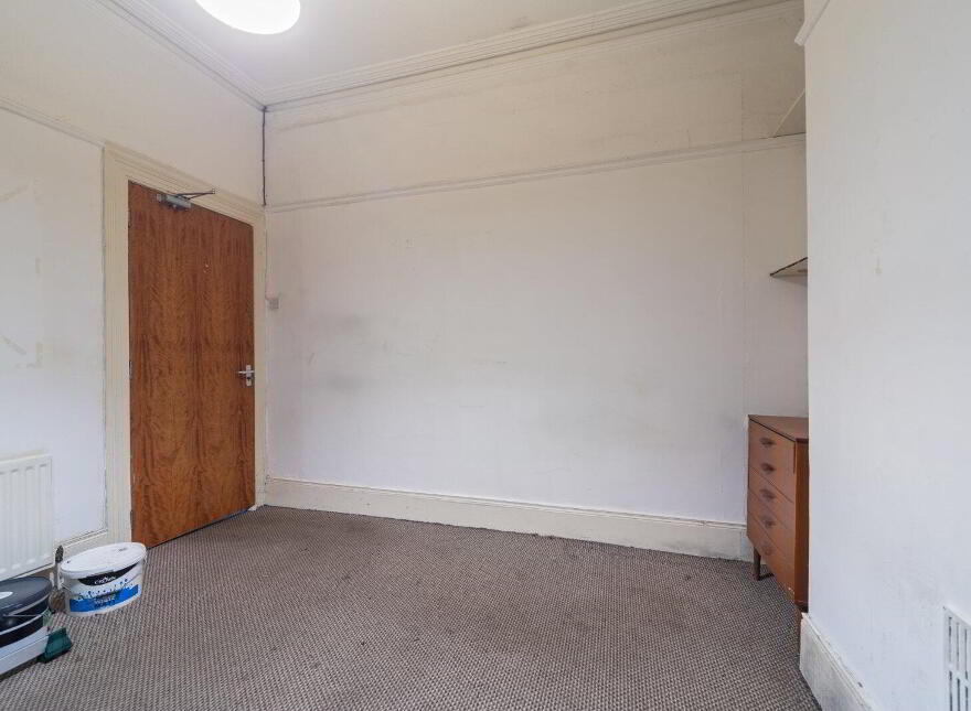 7 University Avenue, Belfast, BT7 1GX