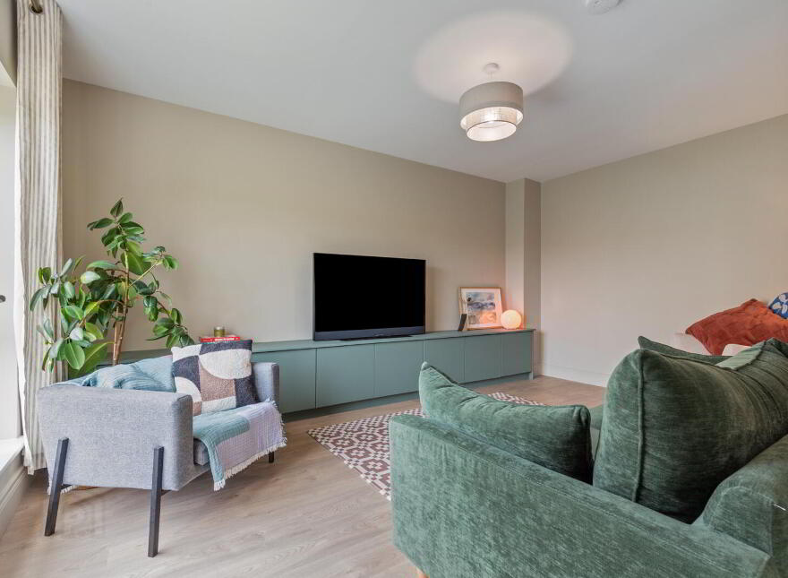 21 Millmount Quarry Avenue, Dundonald, Belfast, BT16 1BQ