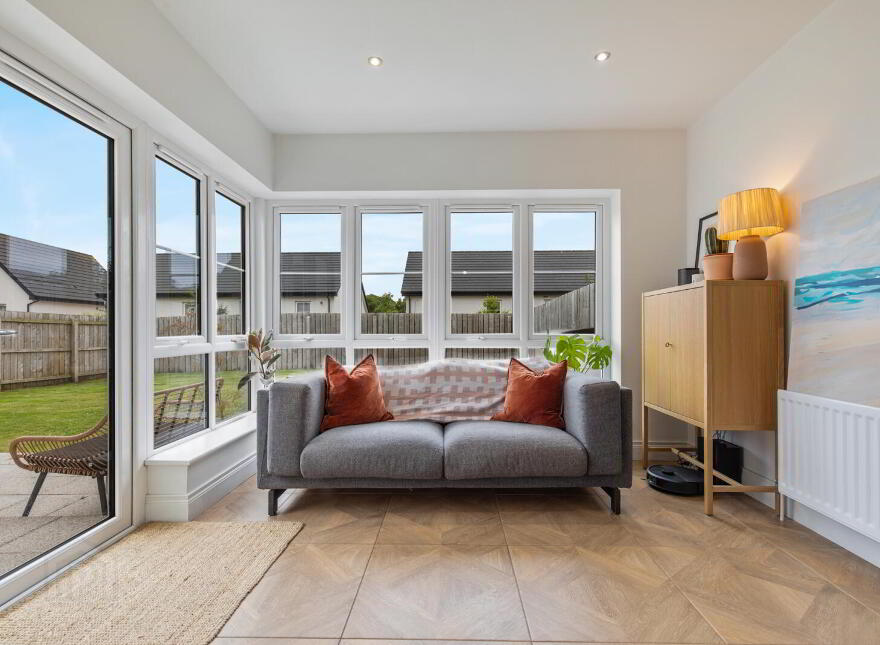 21 Millmount Quarry Avenue, Dundonald, Belfast, BT16 1BQ