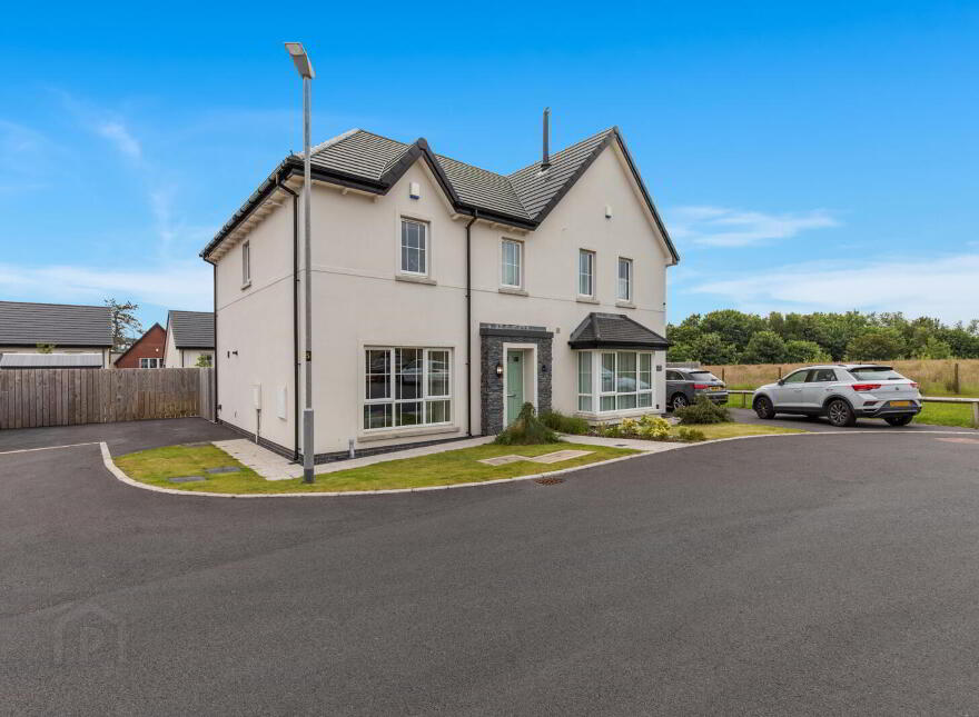 21 Millmount Quarry Avenue, Dundonald, Belfast, BT16 1BQ