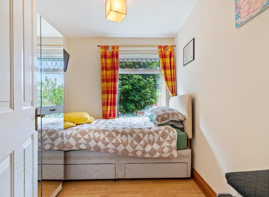 26 Inverwood Gardens, Belfast, BT4 1RG