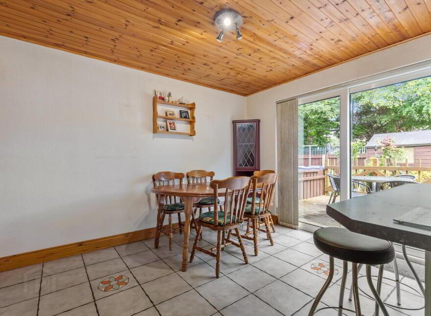 26 Inverwood Gardens, Belfast, BT4 1RG