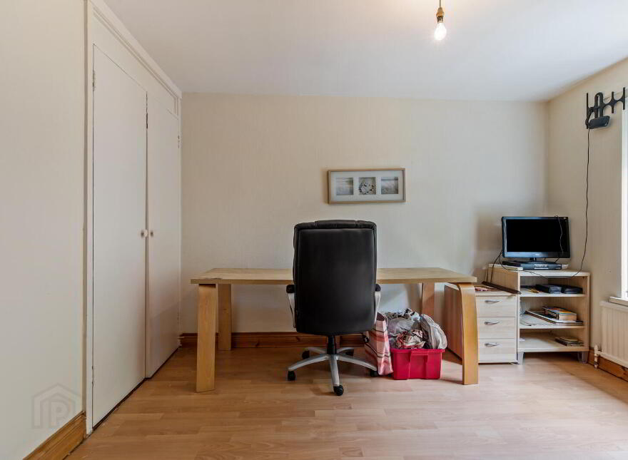 26 Inverwood Gardens, Belfast, BT4 1RG