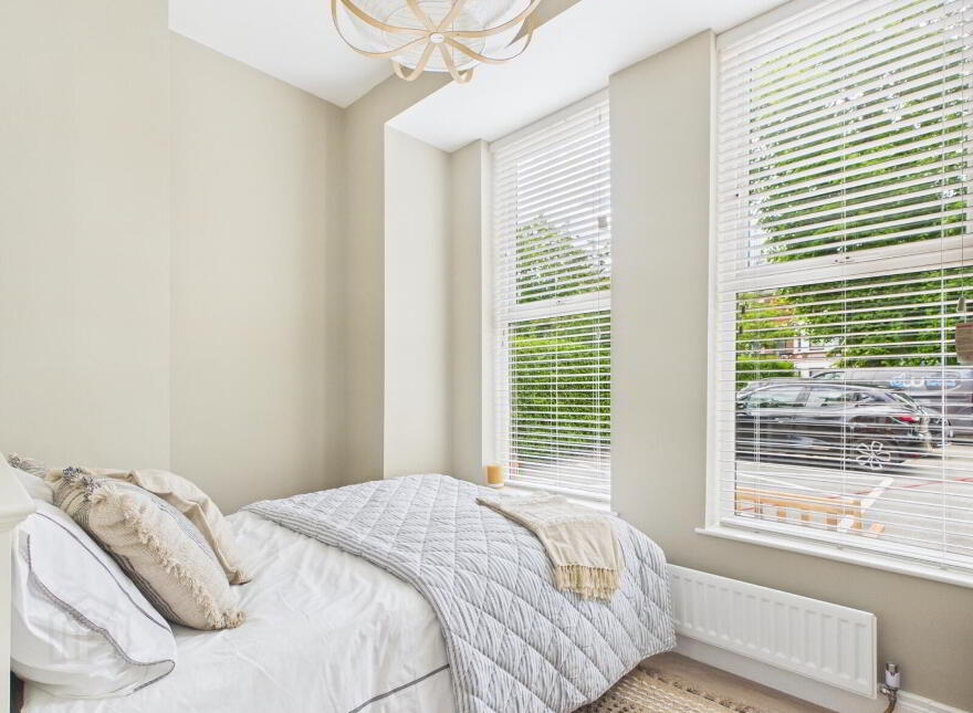 Apartment 1 114 Upper Newtownards Road, Belfast, BT4 3EN
