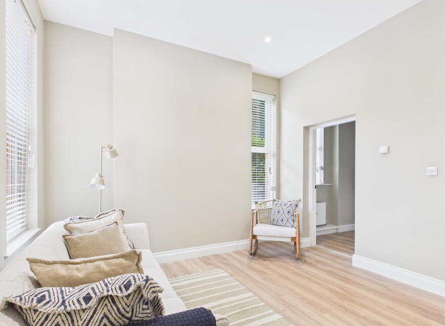 Apartment 1 114 Upper Newtownards Road, Belfast, BT4 3EN