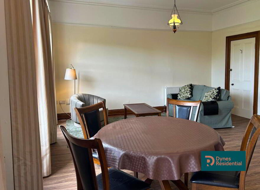 Apt 5, 16 College Gardens, Belfast, BT9 6BQ