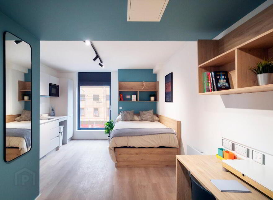 30-44 Bradbury Place, Belfast, BT7 1KT