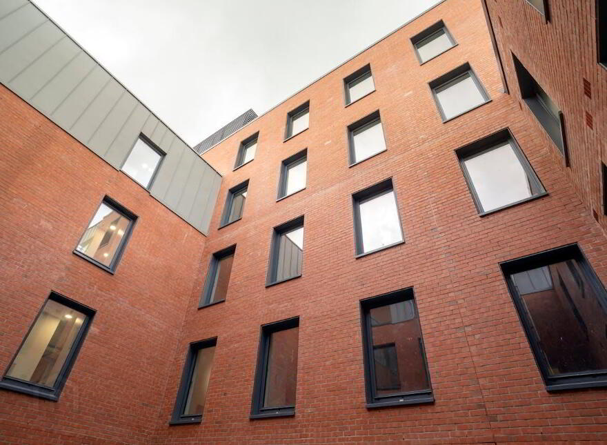 30-44 Bradbury Place, Belfast, BT7 1KT