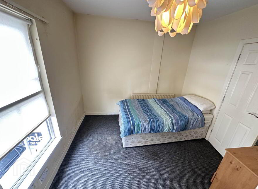 32 Iris Street, Falls Road, Belfast, BT12 7AR