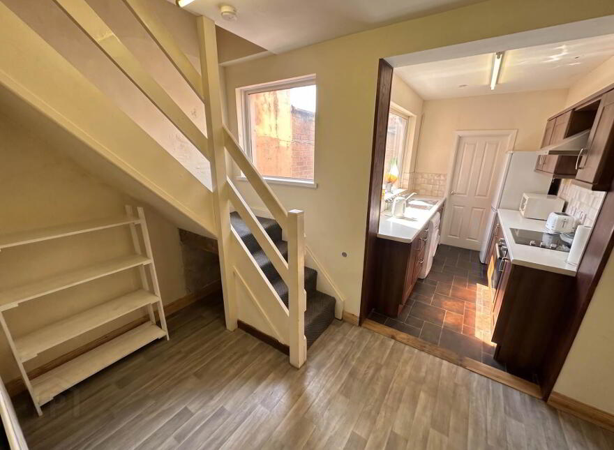 32 Iris Street, Falls Road, Belfast, BT12 7AR