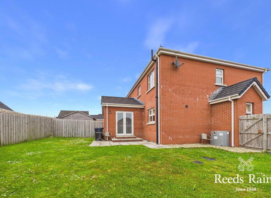 18 Gowland Gardens, Portavogie, Newtownards, BT22 1SX