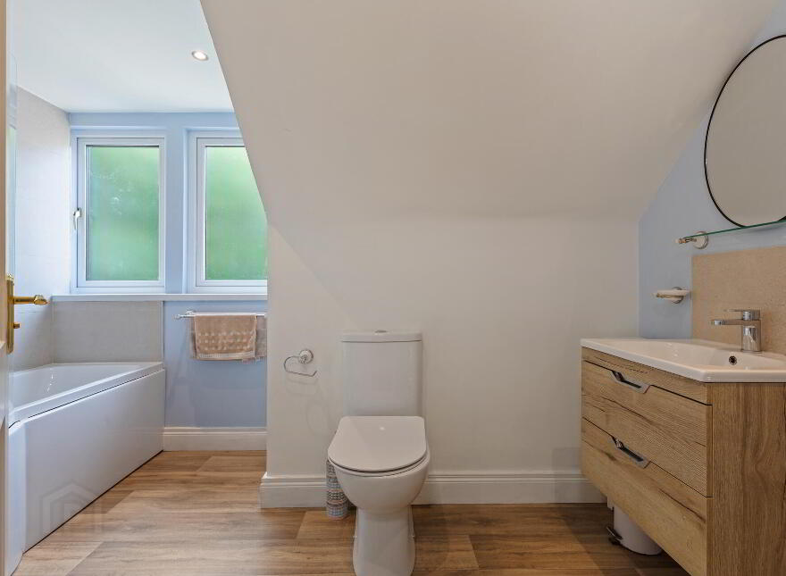 171 Ballylesson Road, Belfast, BT8 8JU