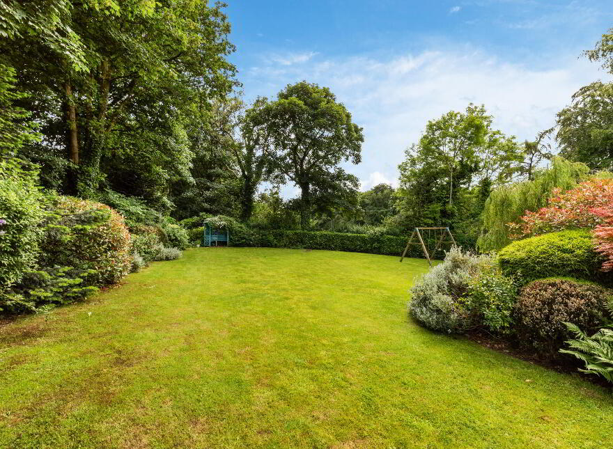 171 Ballylesson Road, Belfast, BT8 8JU