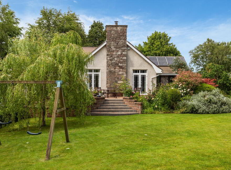 171 Ballylesson Road, Belfast, BT8 8JU