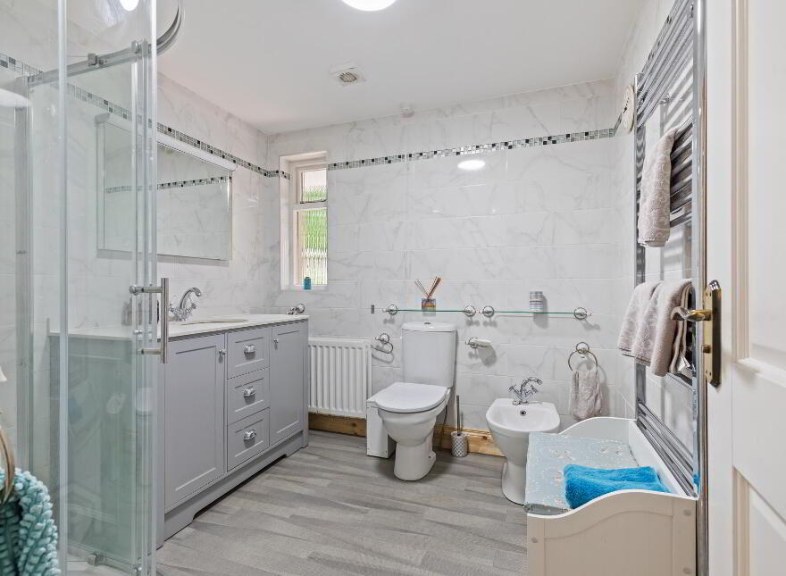 171 Ballylesson Road, Belfast, BT8 8JU
