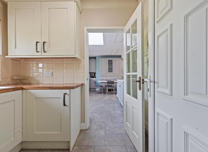 171 Ballylesson Road, Belfast, BT8 8JU