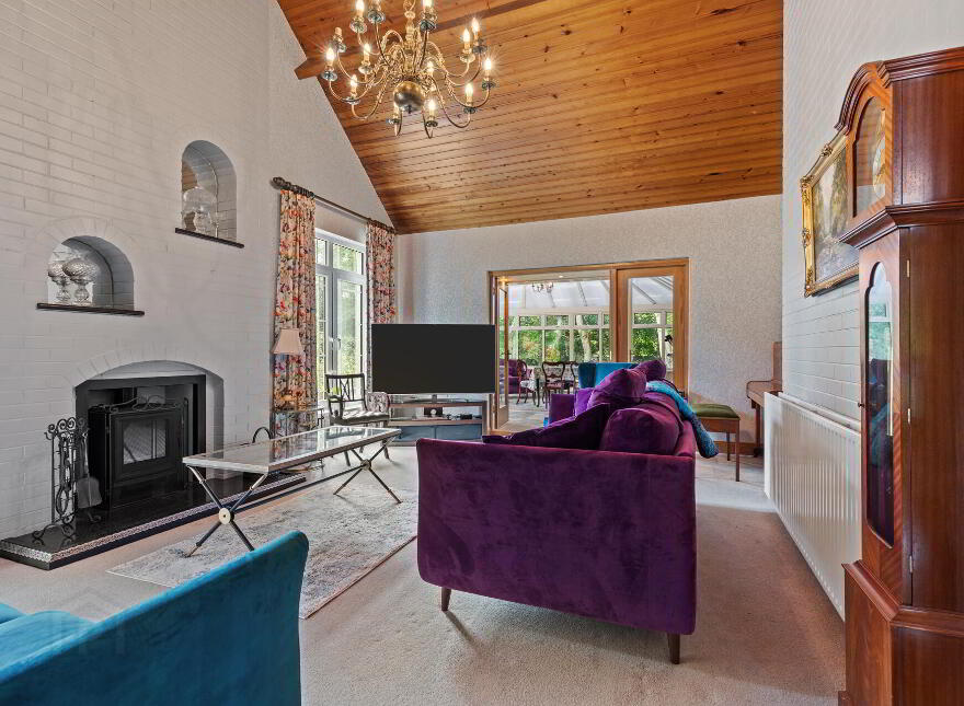 171 Ballylesson Road, Belfast, BT8 8JU