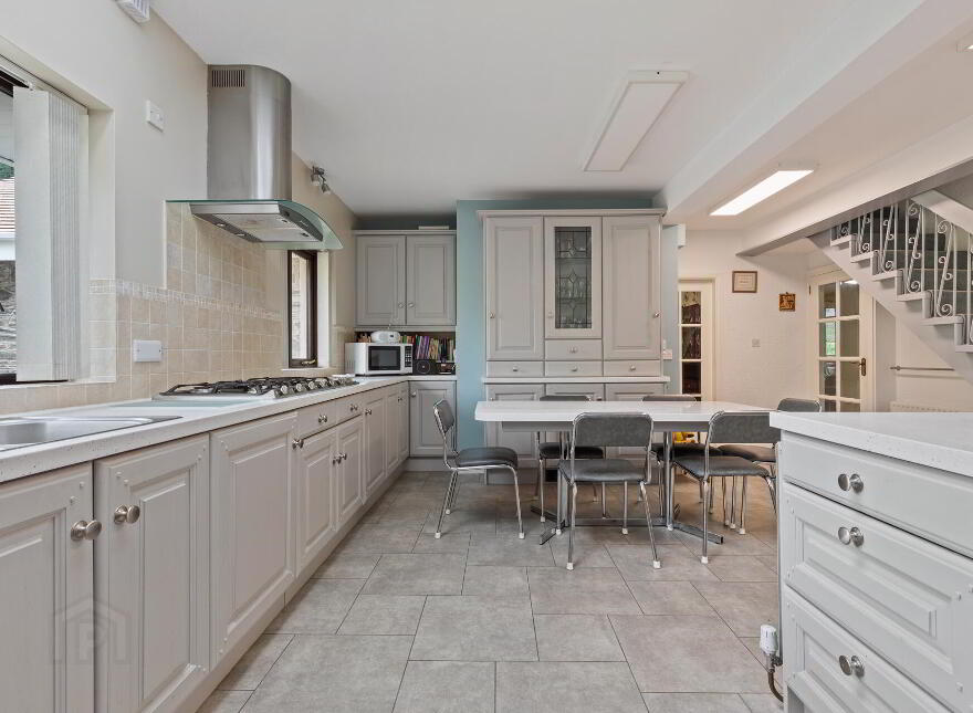 171 Ballylesson Road, Belfast, BT8 8JU