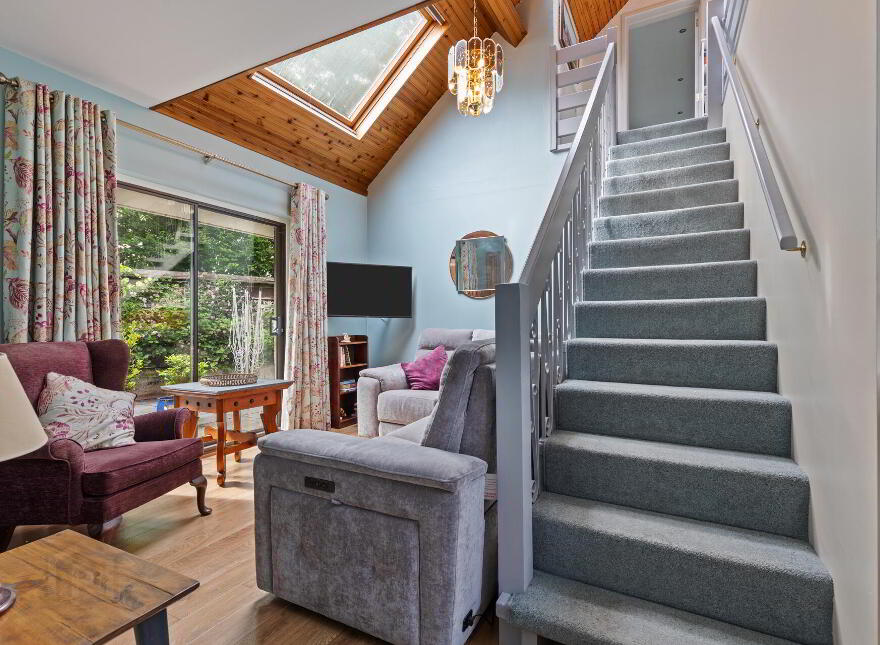 171 Ballylesson Road, Belfast, BT8 8JU