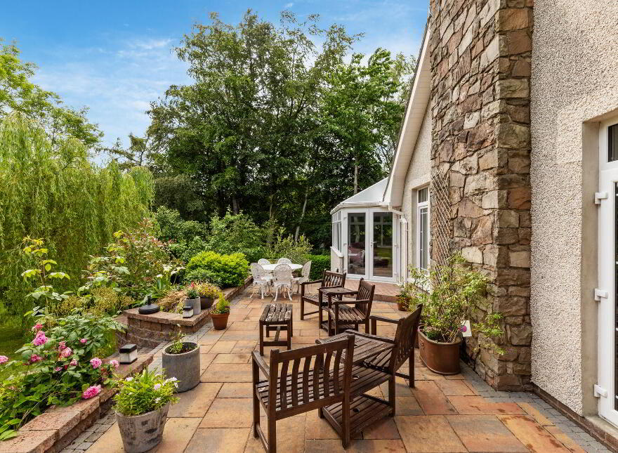 171 Ballylesson Road, Belfast, BT8 8JU