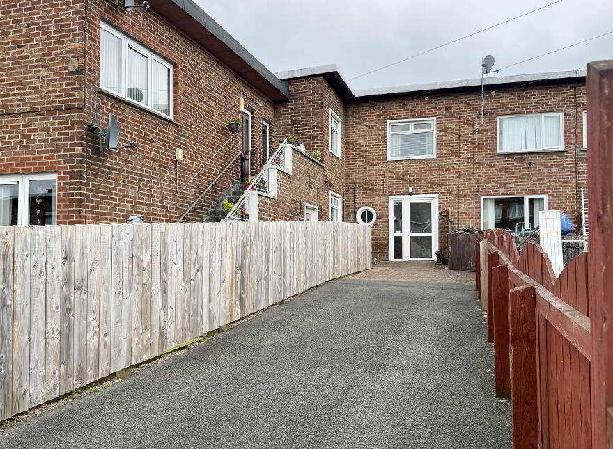 20 Burntollet Way, Cregagh, Belfast, BT6 0EW