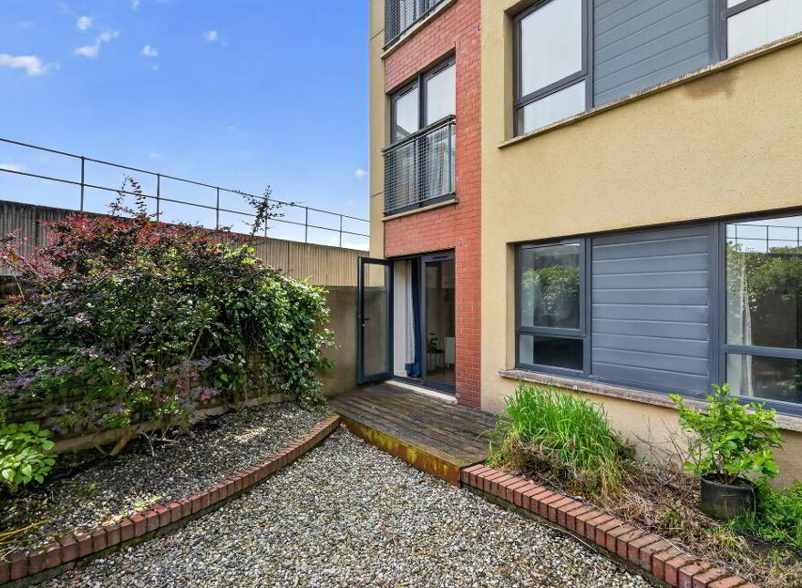 7 Quay Gate, Belfast, BT1 9DA