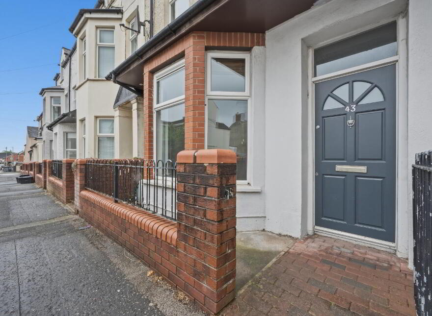 43 Woodcot Avenue, Belfast, BT5 5JB