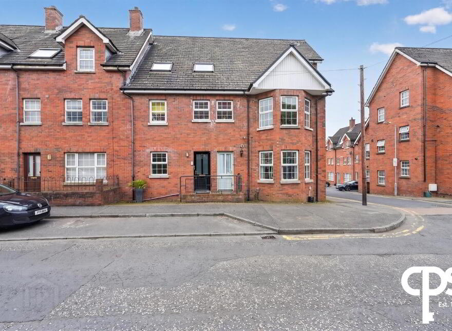 32B Ashley Avenue, Belfast, BT9 7BT