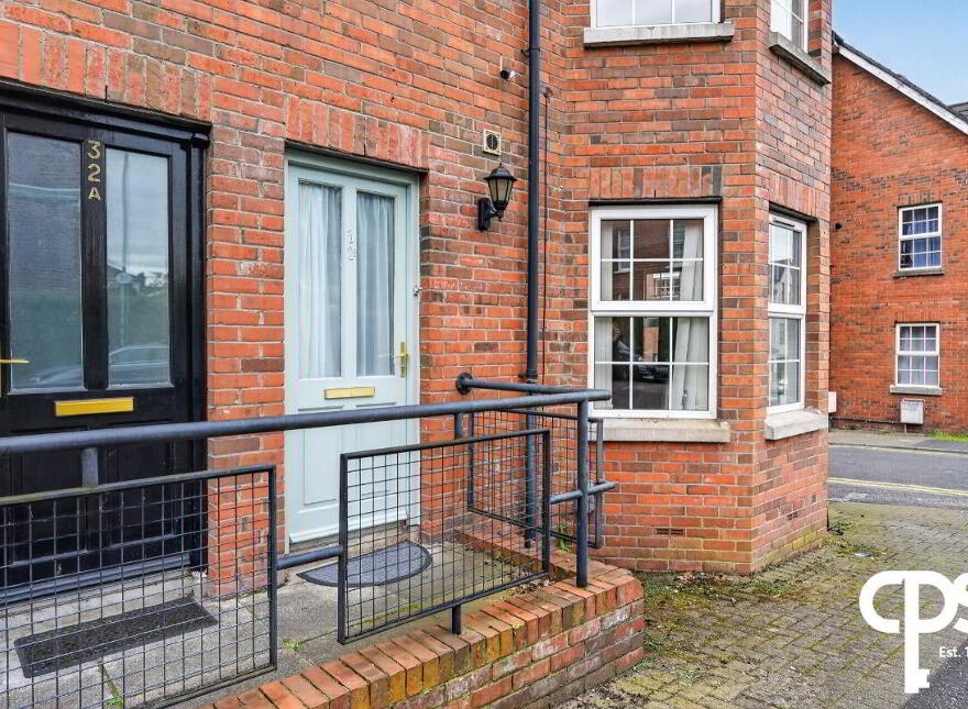 32B Ashley Avenue, Belfast, BT9 7BT
