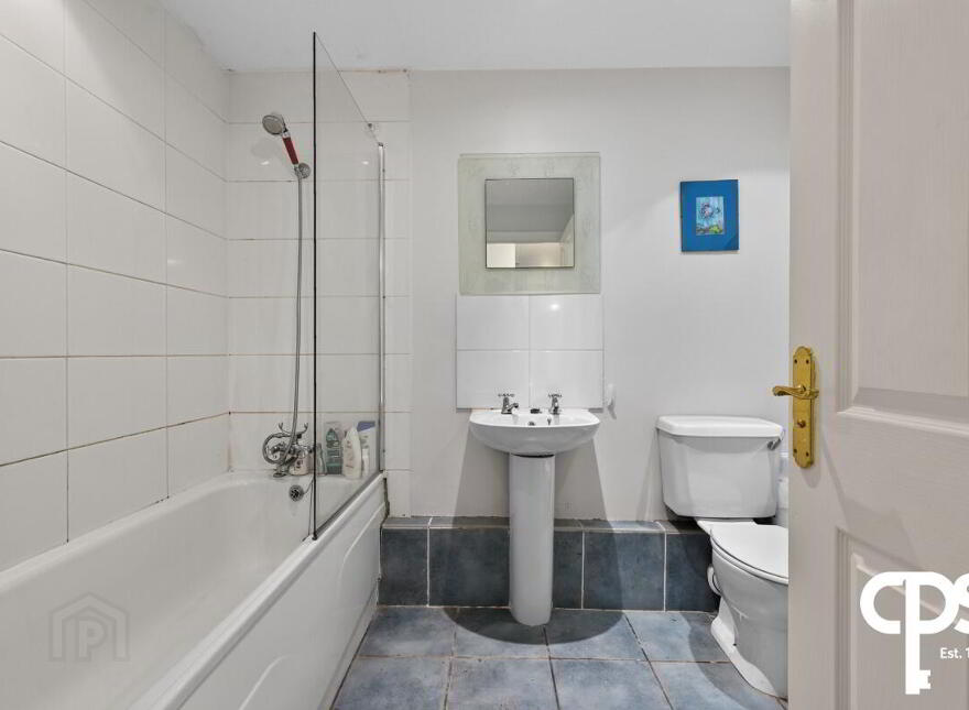 32B Ashley Avenue, Belfast, BT9 7BT
