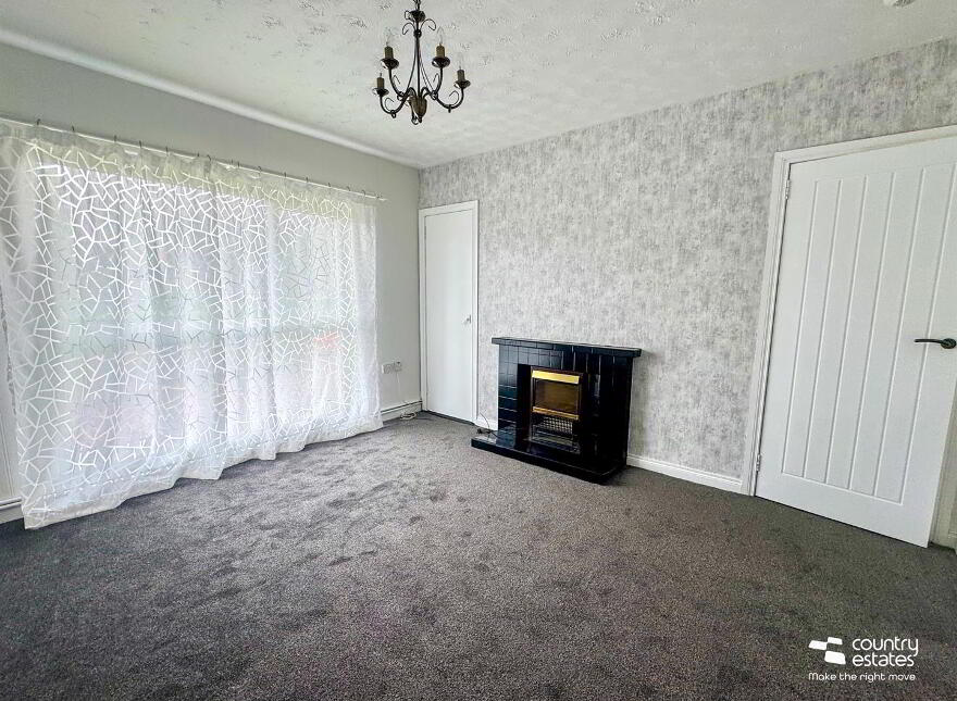 4 The Flats, Rashee Road, Ballyclare, BT39 9HR