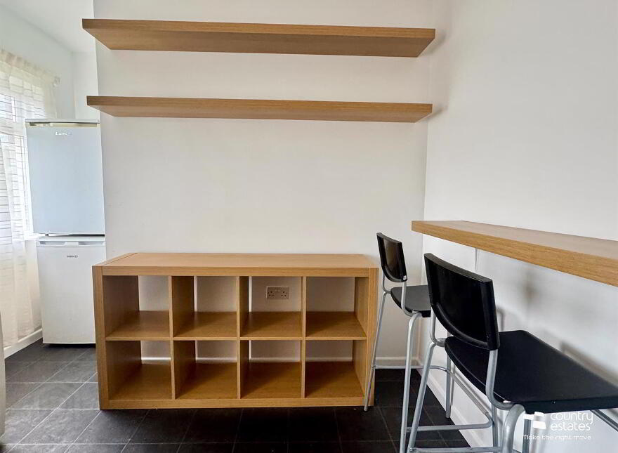 4 The Flats, Rashee Road, Ballyclare, BT39 9HR