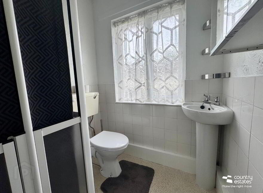 4 The Flats, Rashee Road, Ballyclare, BT39 9HR